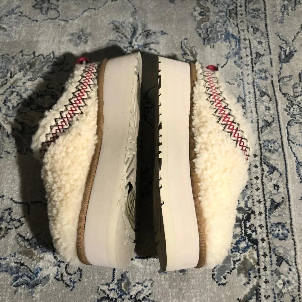 UGG Cream and Tan Platform Shoes - Picture 10 of 12